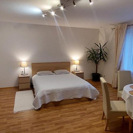 Apartamentai Salia Baseino Паланга Екстер'єр фото